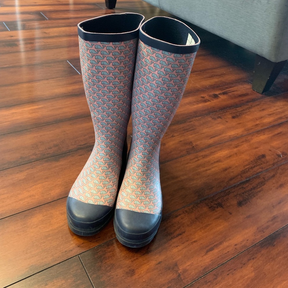 Vineyard Vines Blue and Pink Patterned Rain Boots